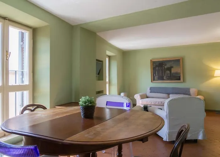 Easytopstay - Piazza Venezia Charming & Bright *
