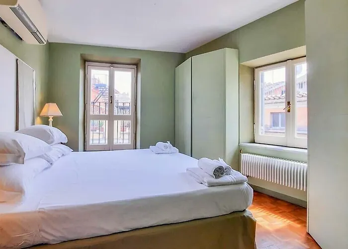 Apartament Easytopstay - Piazza Venezia Charming & Bright