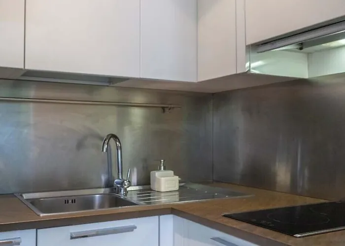 Easytopstay - Piazza Venezia Charming & Bright Apartament