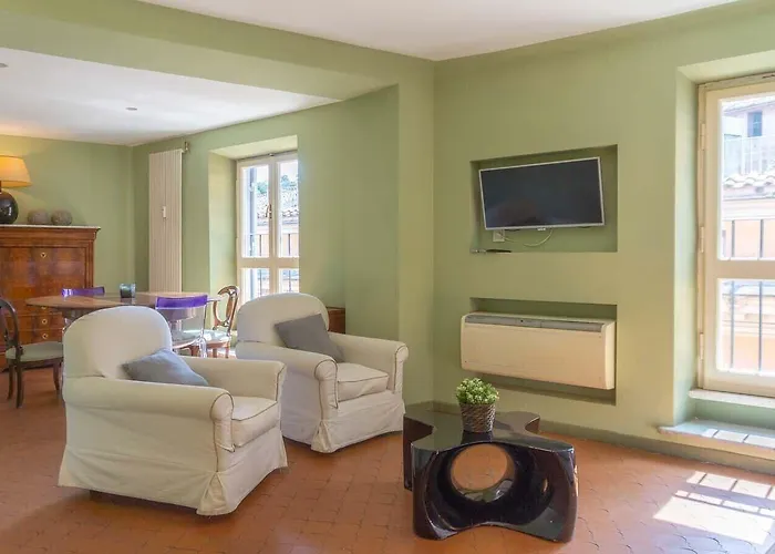 Apartament Easytopstay - Piazza Venezia Charming & Bright *