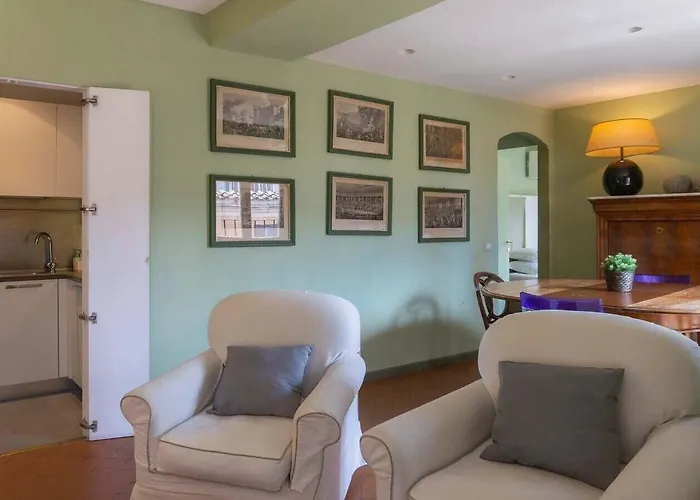 Easytopstay - Piazza Venezia Charming & Bright Apartament Rzym